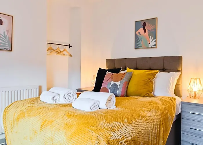 Bryn Syfi Place - Tv In Every Bedroom!